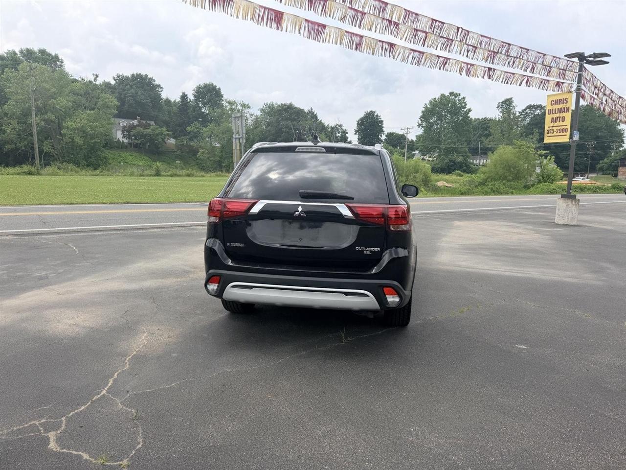 Mitsubishi Outlander  2019