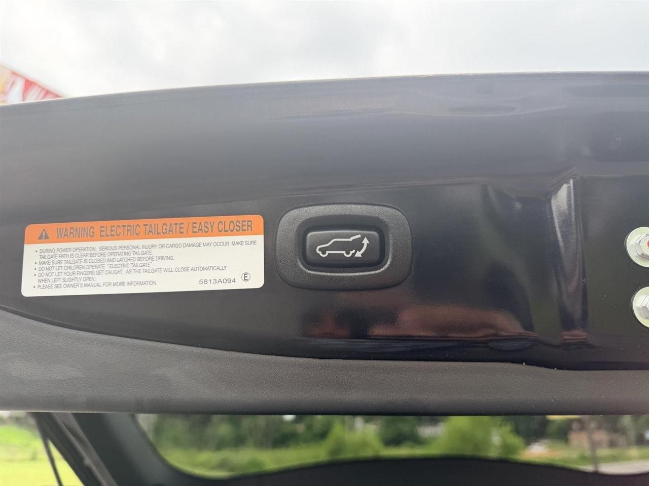 Mitsubishi Outlander  2019