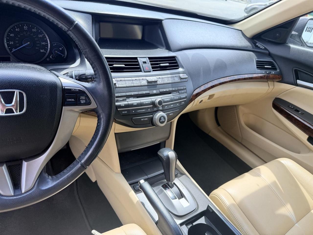 Honda Accord Crosstour  2010