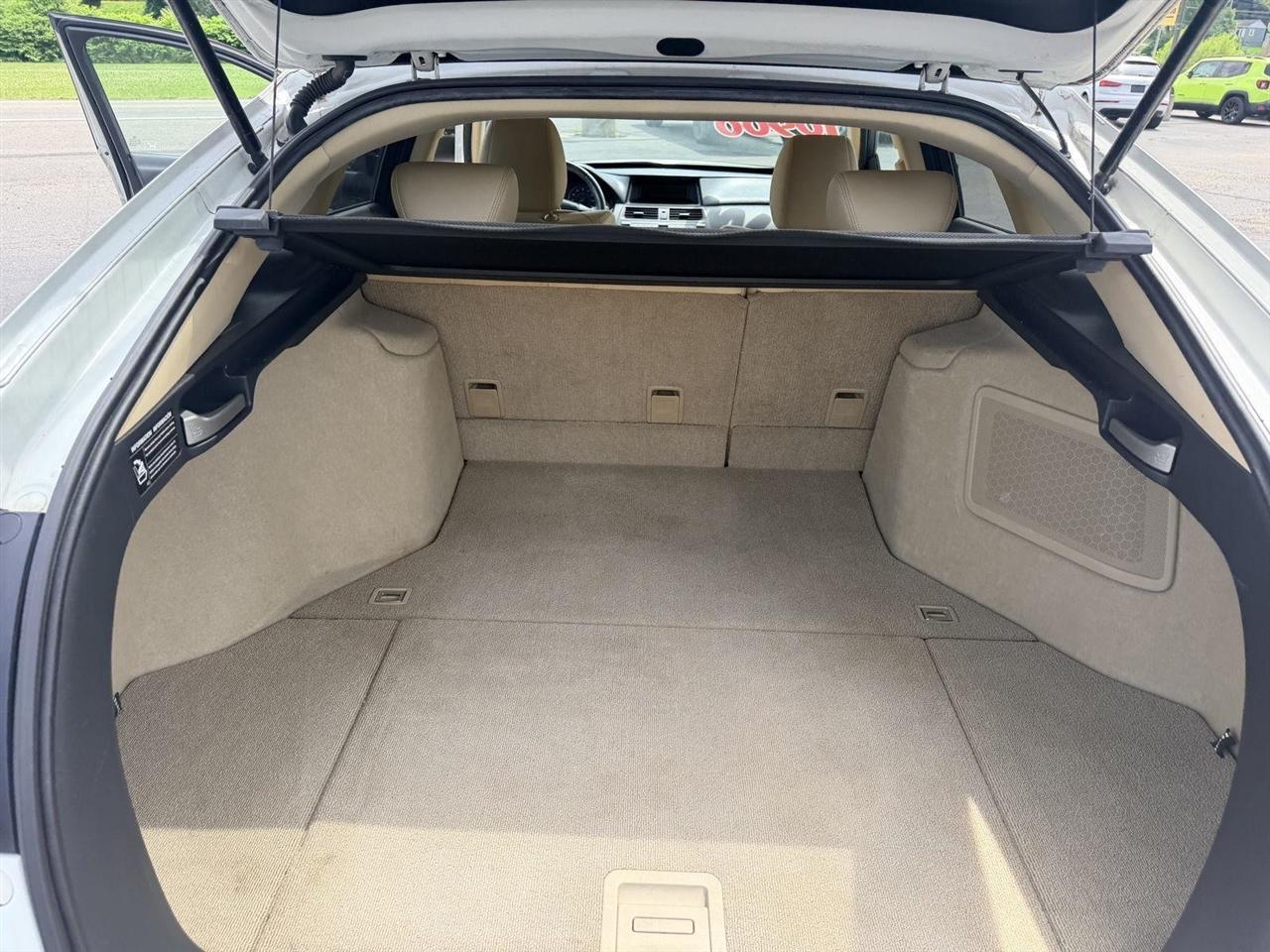 Honda Accord Crosstour  2010