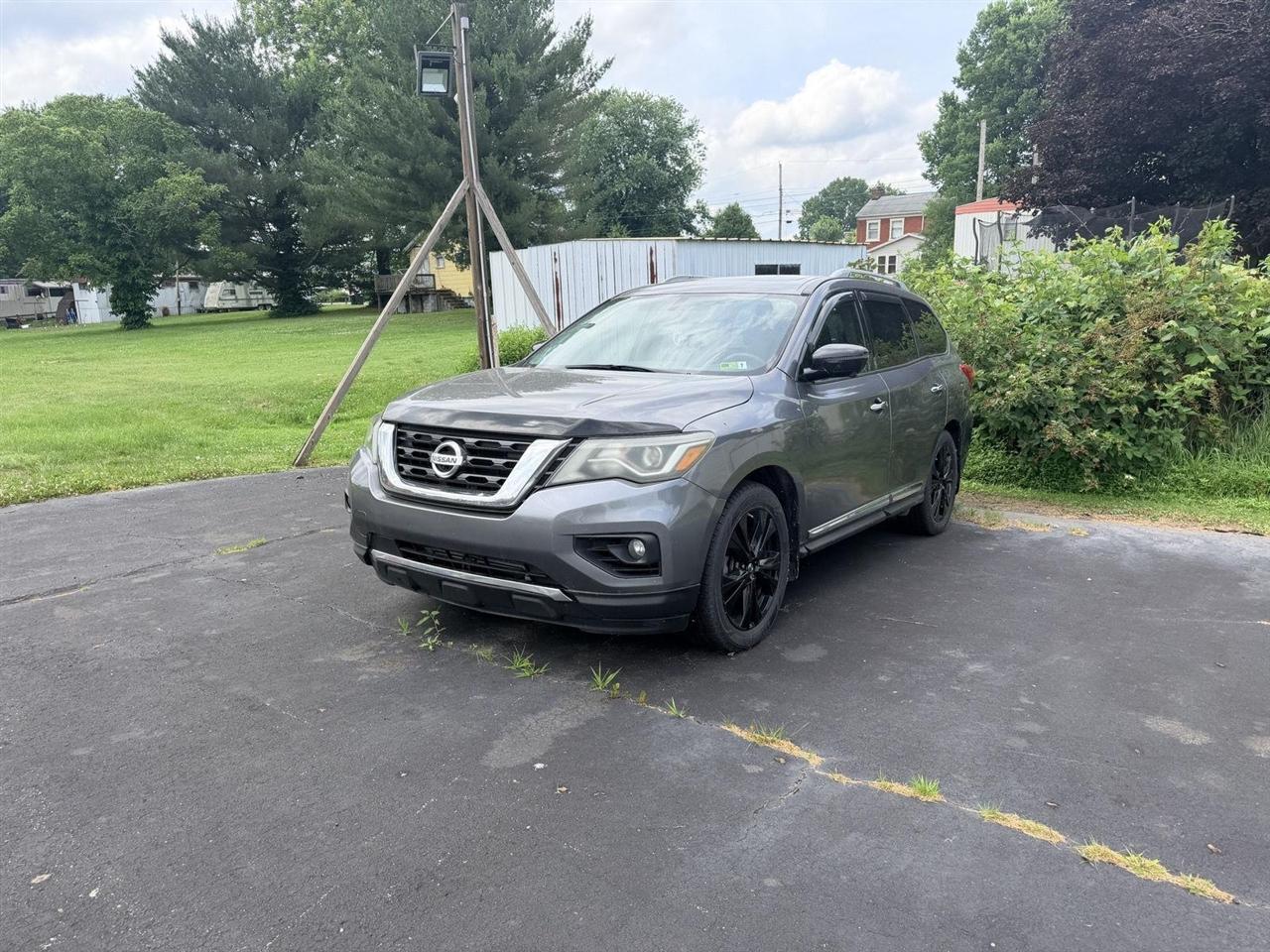 Nissan Pathfinder  2017