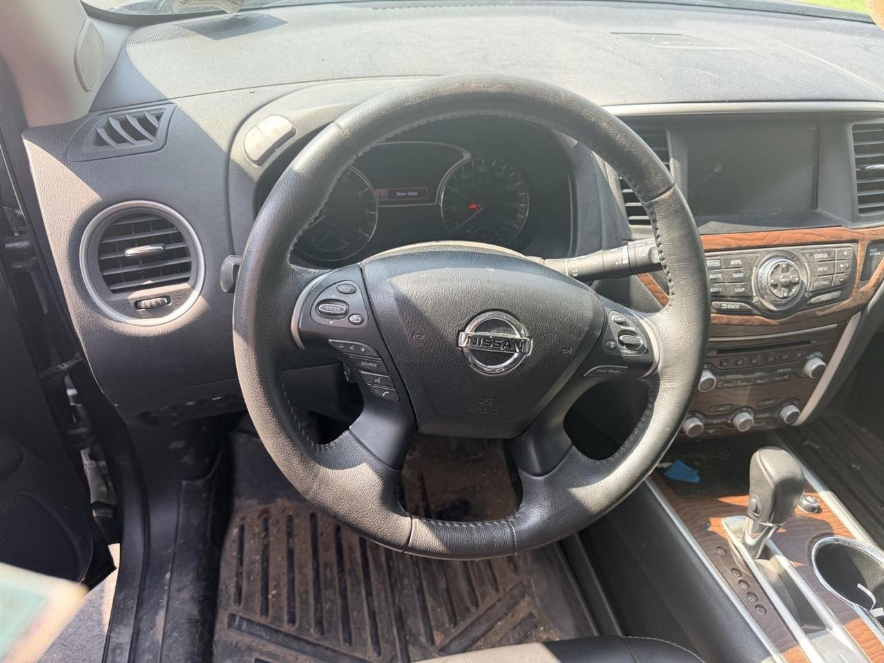 Nissan Pathfinder  2017
