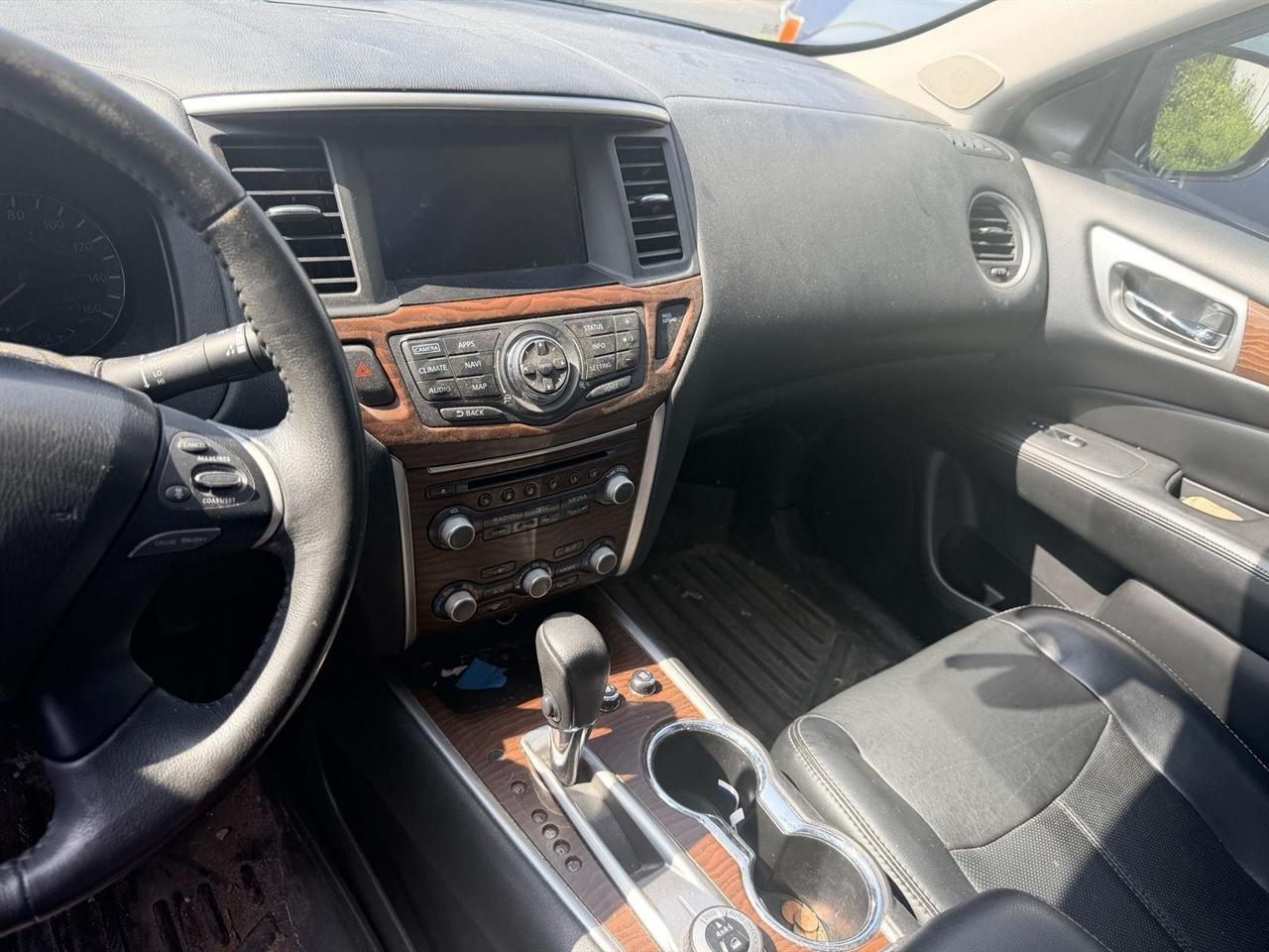 Nissan Pathfinder  2017