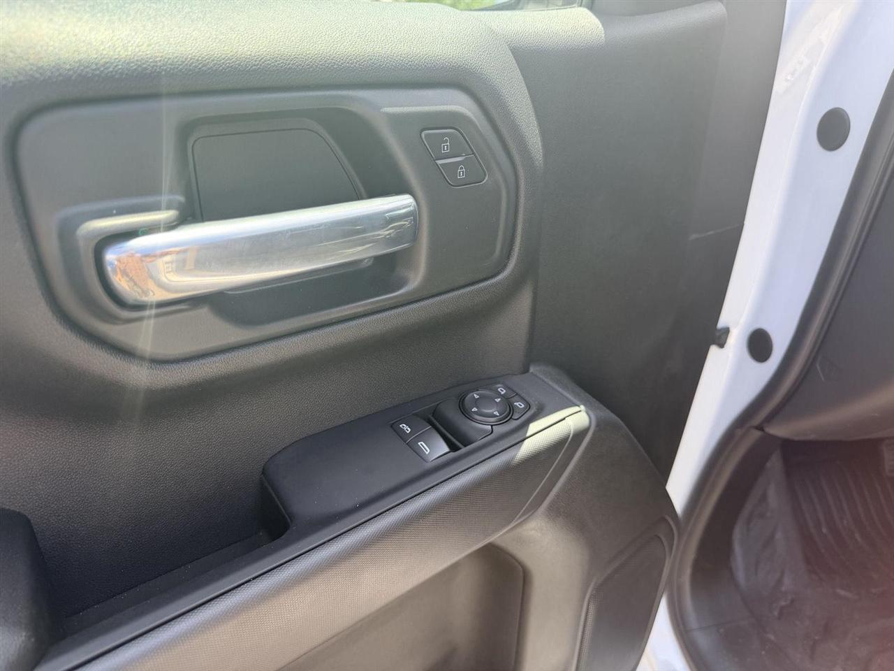 Chevrolet Silverado 1500  2025