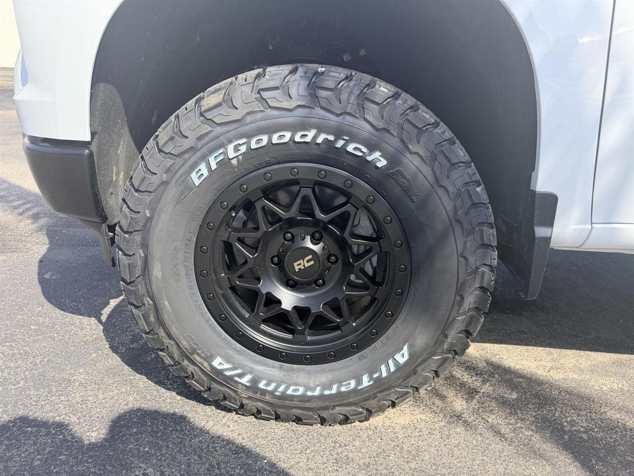 Chevrolet Silverado 1500  2025
