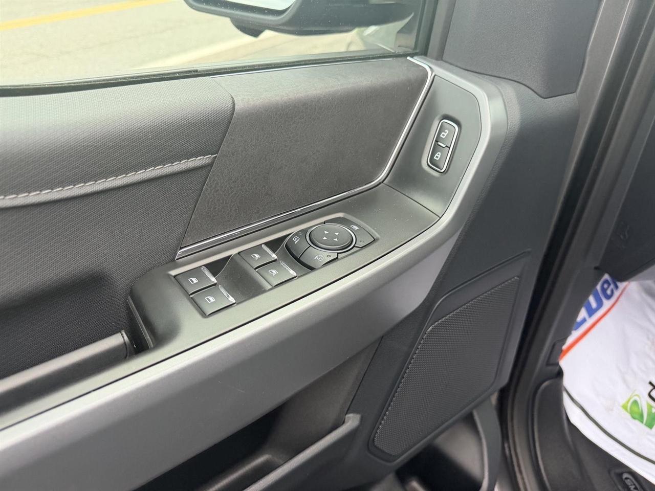 Ford F-150  2025