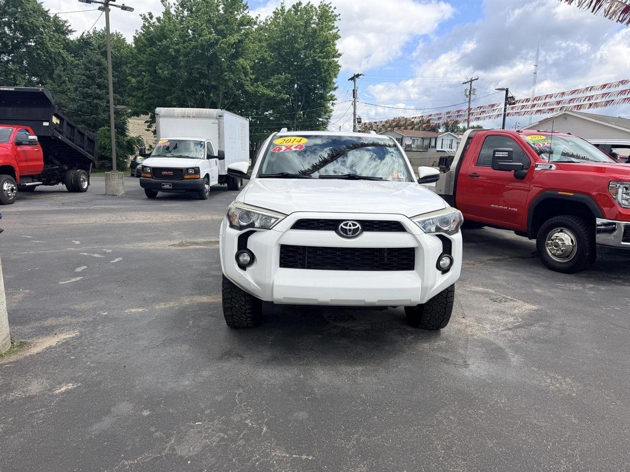 Toyota 4Runner  2014