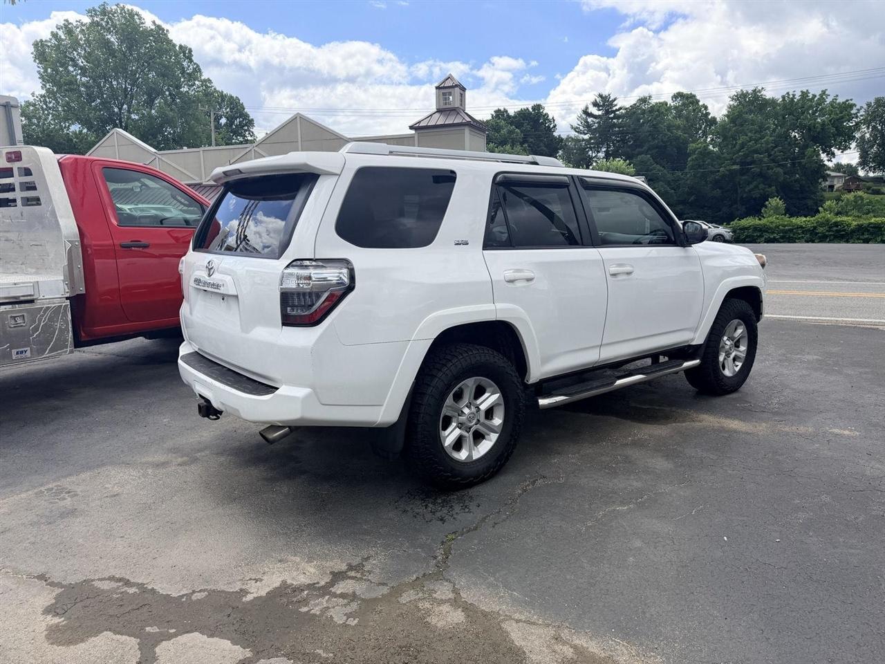 Toyota 4Runner  2014