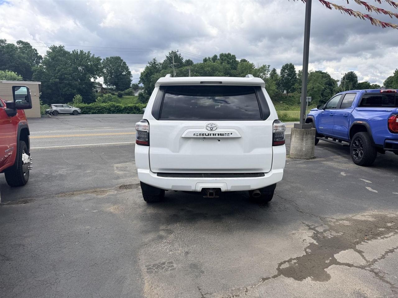 Toyota 4Runner  2014