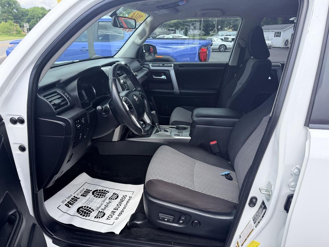 Toyota 4Runner  2014