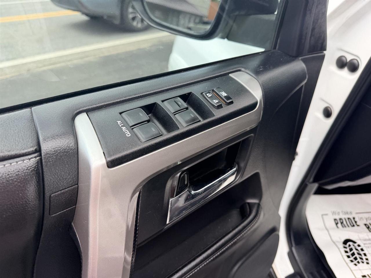 Toyota 4Runner  2014