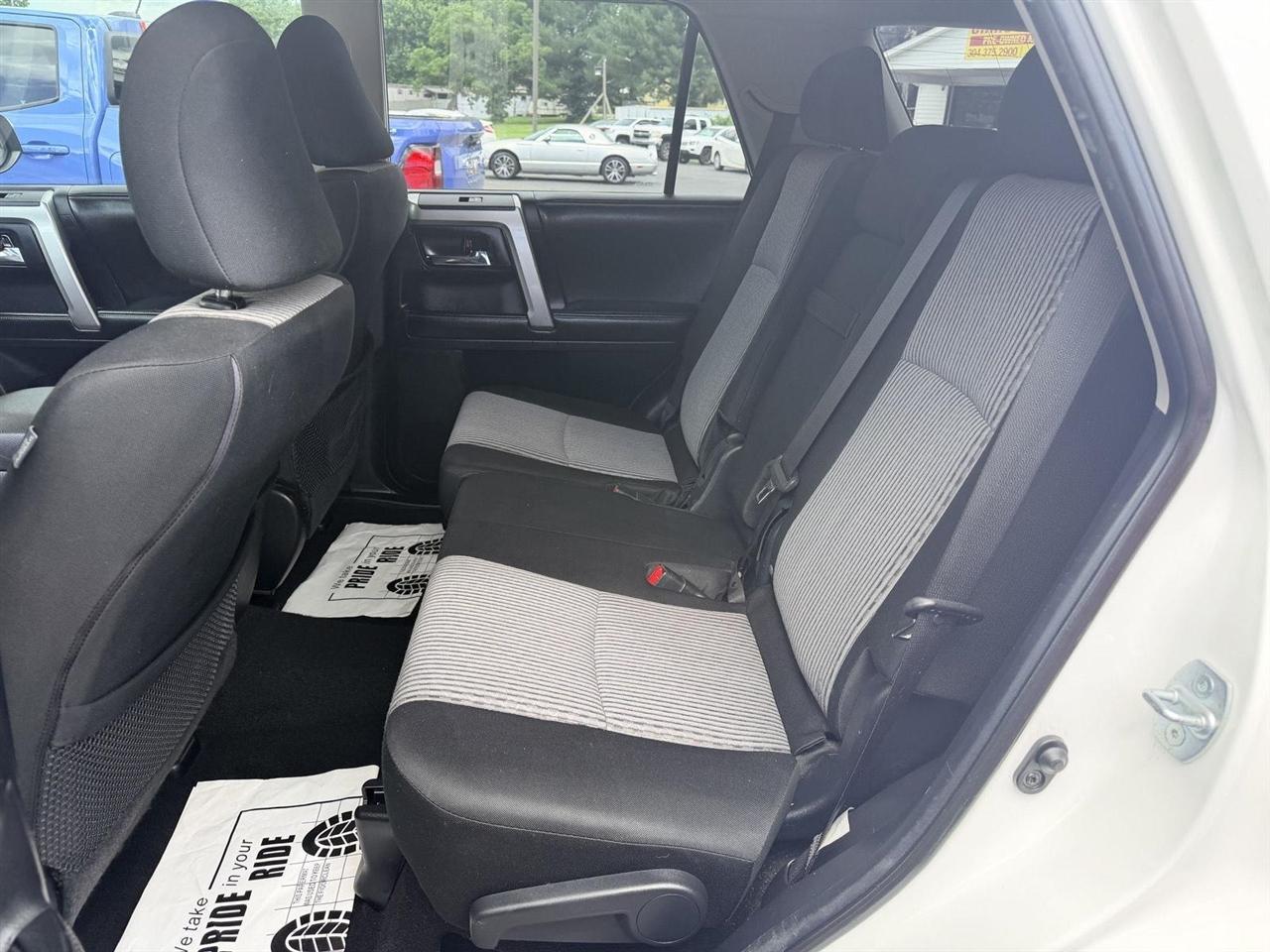 Toyota 4Runner  2014