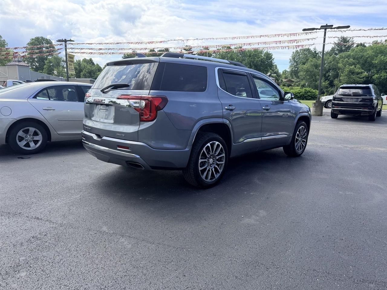 GMC Acadia  2022