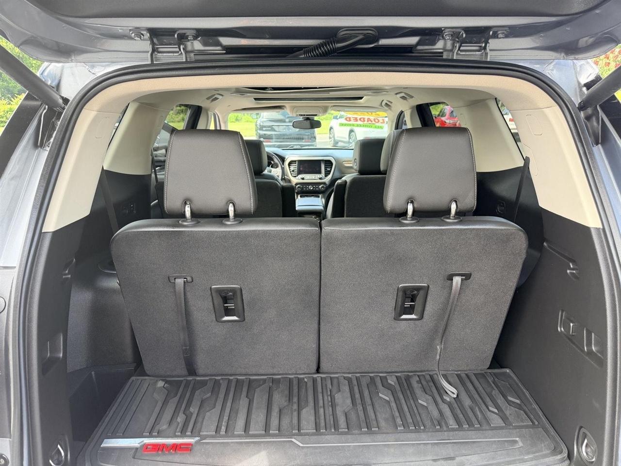 GMC Acadia  2022