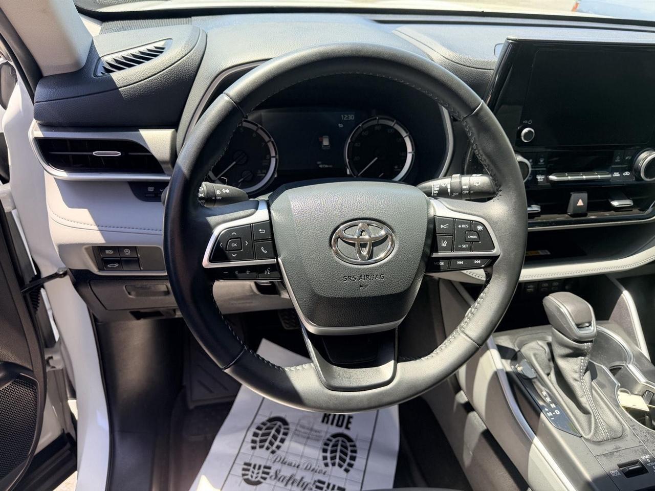 Toyota Highlander  2024