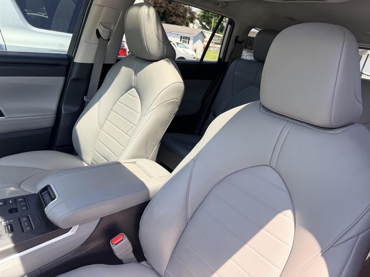 Toyota Highlander  2024
