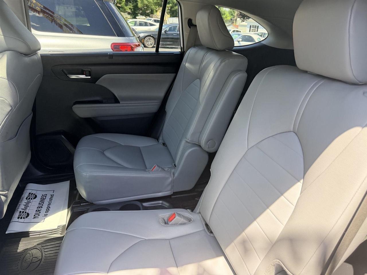 Toyota Highlander  2024