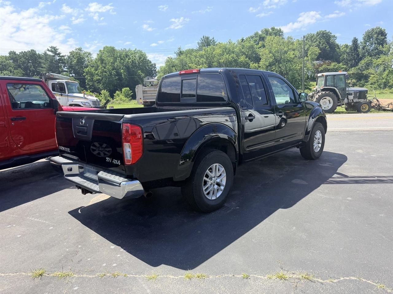 Nissan Frontier  2014