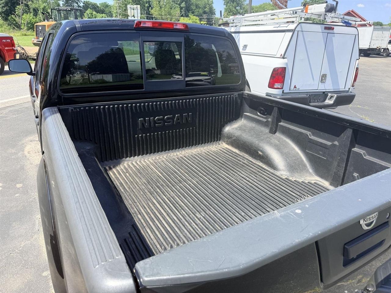 Nissan Frontier  2014