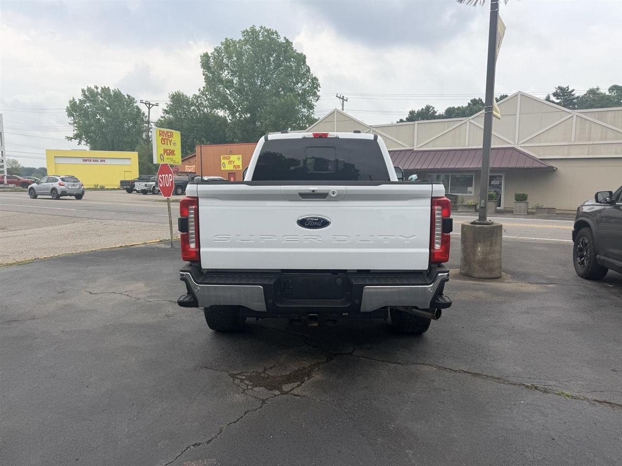 Ford F-250 SD  2023