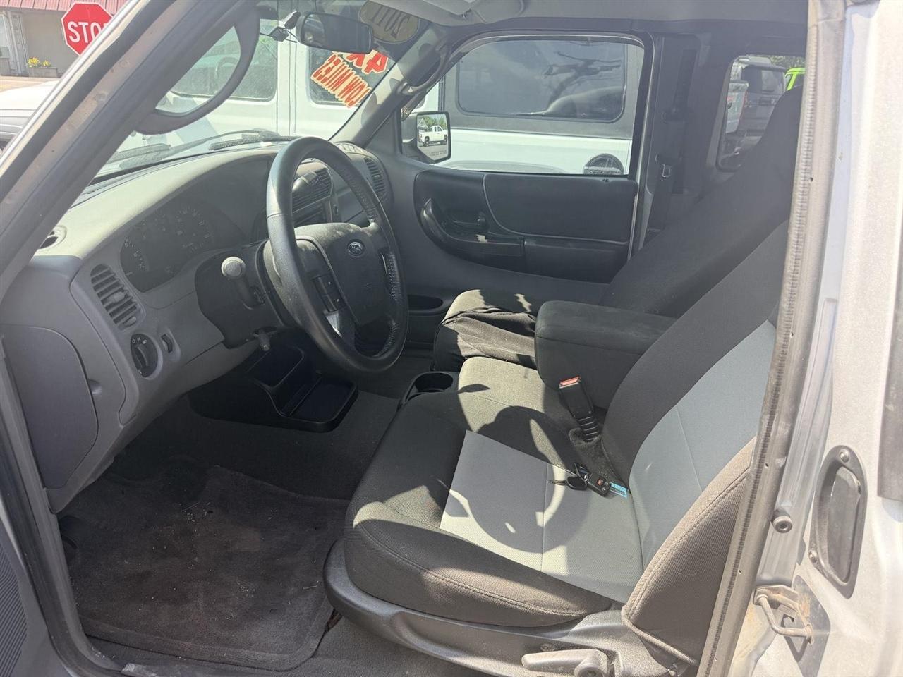 Ford Ranger  2011