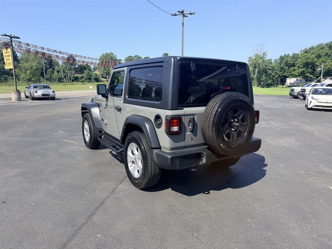 Jeep Wrangler  2021