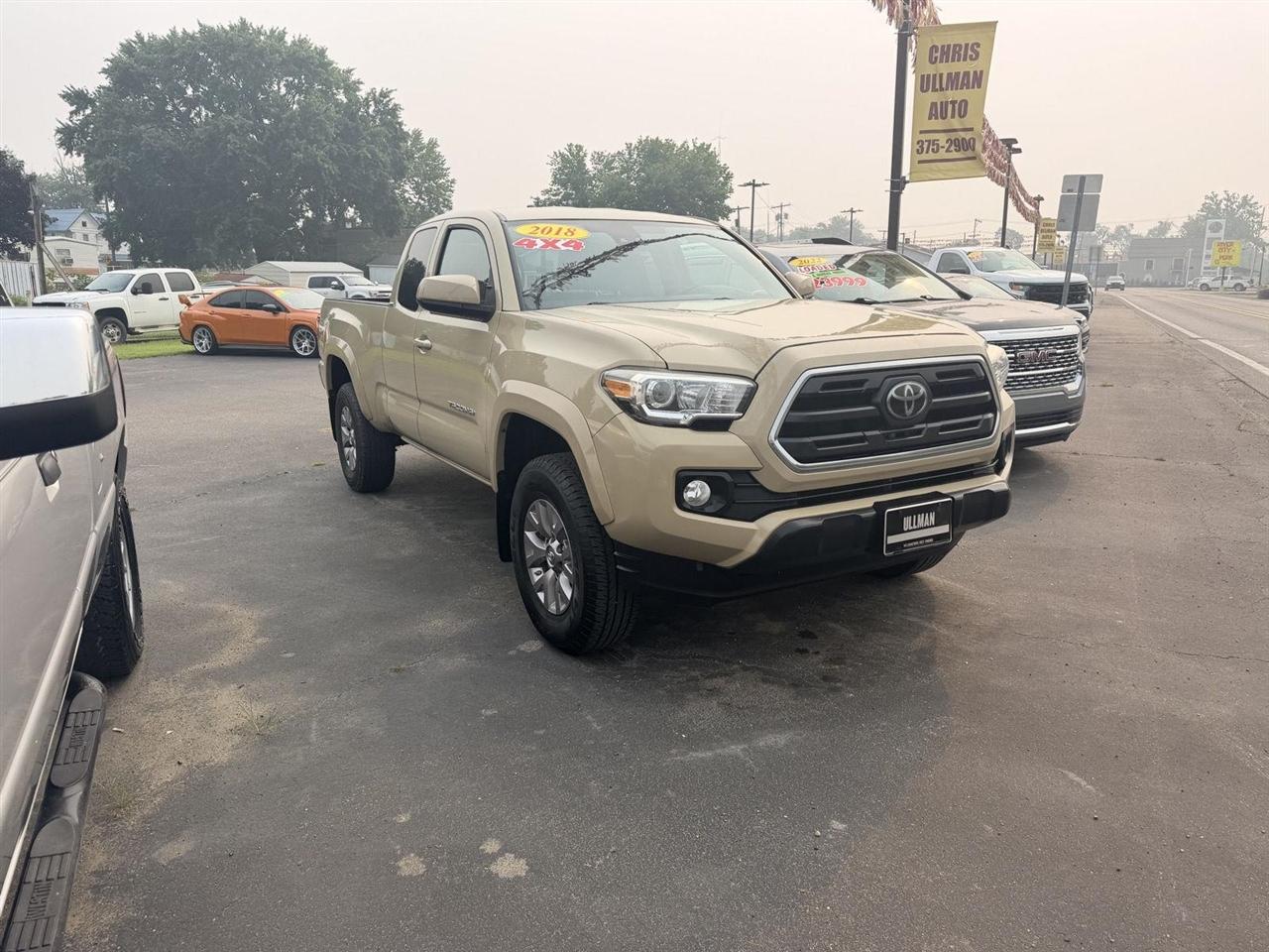 Toyota Tacoma  2018