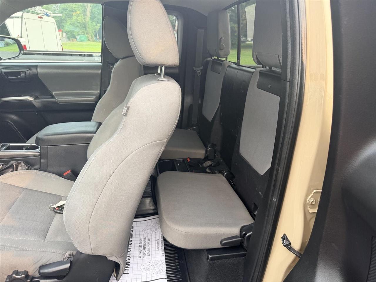 Toyota Tacoma  2018