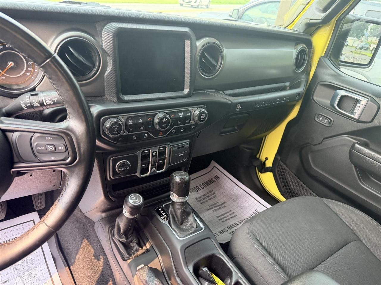 Jeep Wrangler  2022