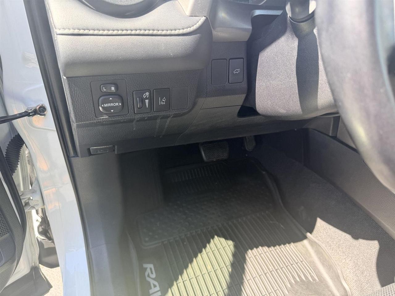 Toyota RAV4 Hybrid  2017