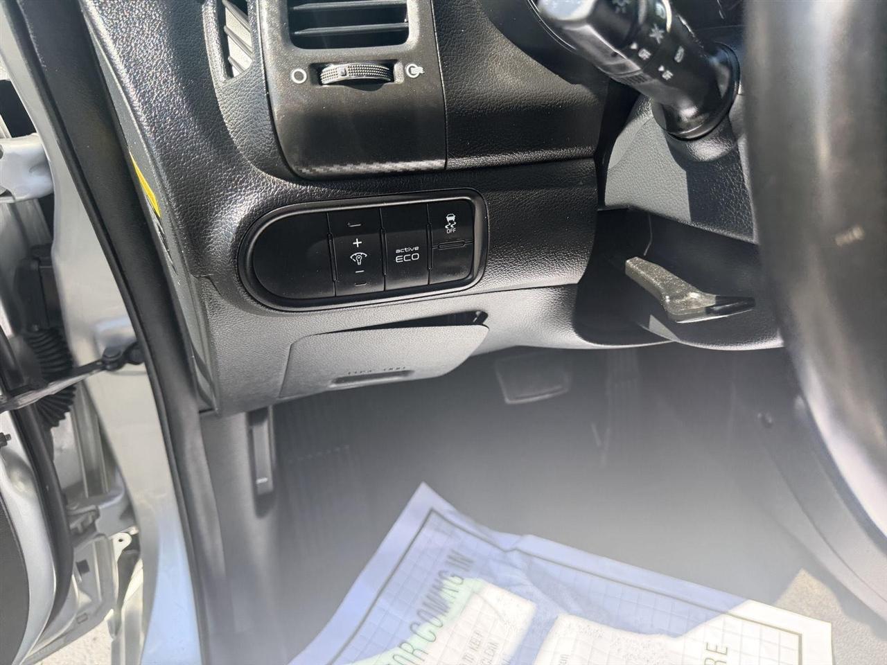 Kia Forte 5-Door  2016