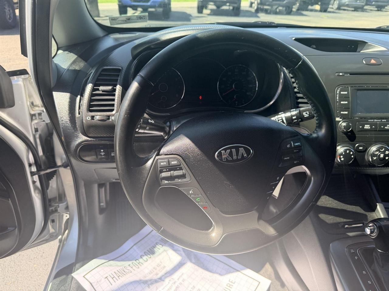 Kia Forte 5-Door  2016