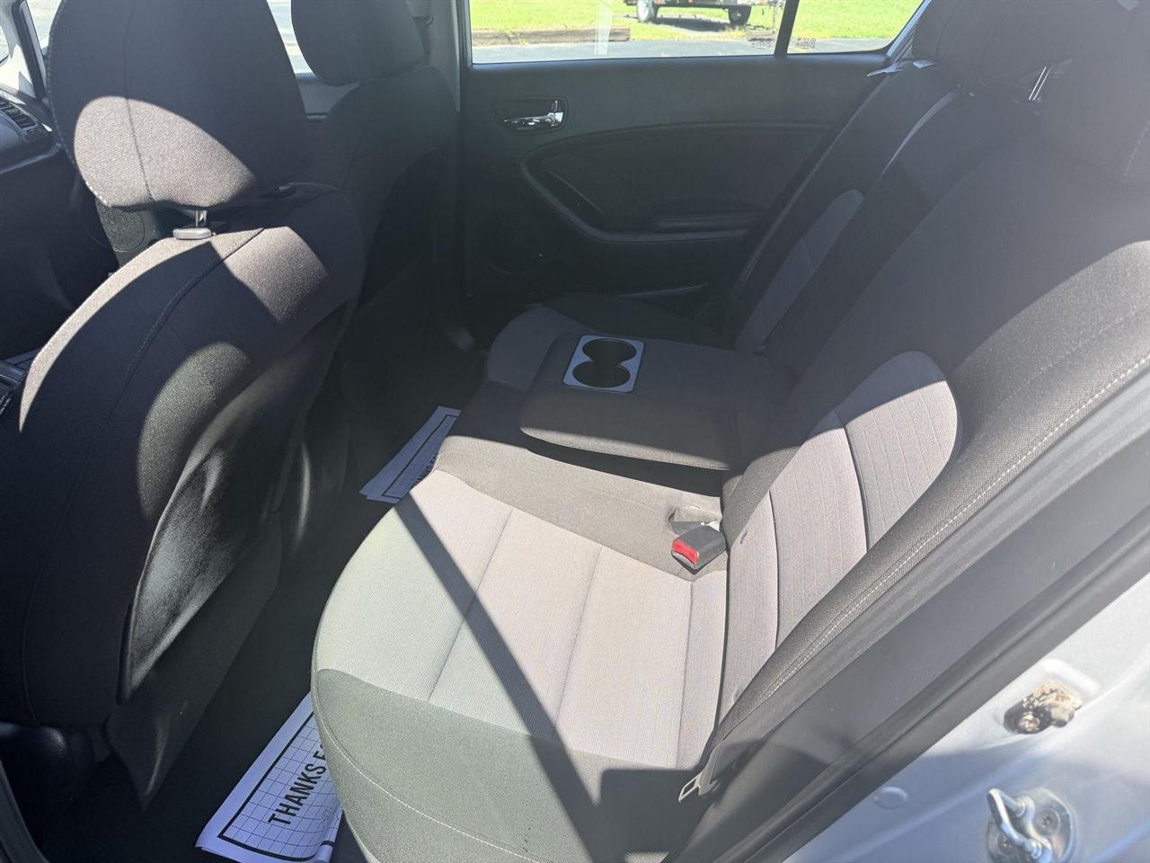 Kia Forte 5-Door  2016