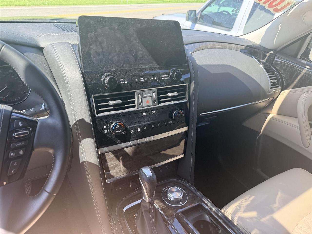 Nissan Armada  2024