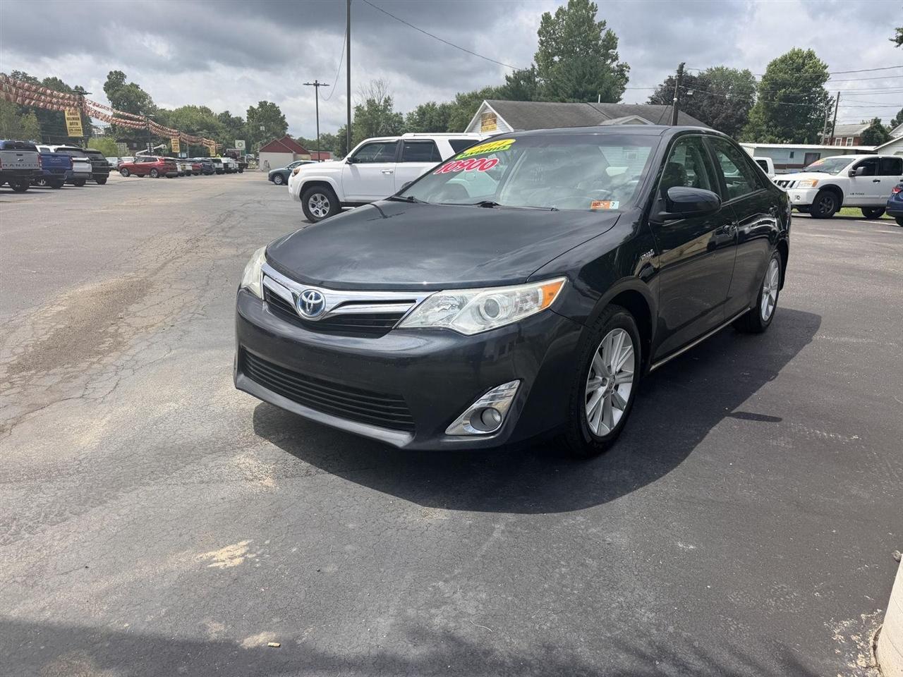 Toyota Camry Hybrid  2014