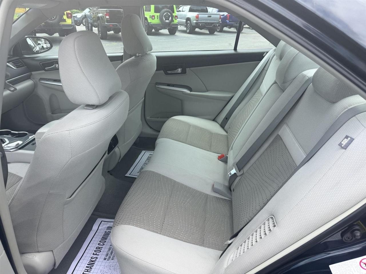 Toyota Camry Hybrid  2014