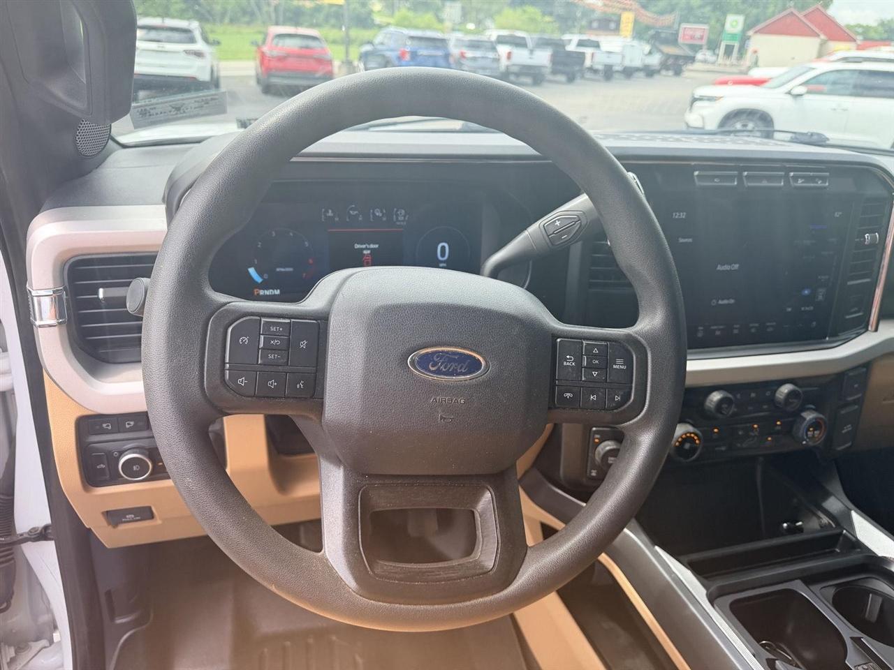 Ford F-250 SD  2023