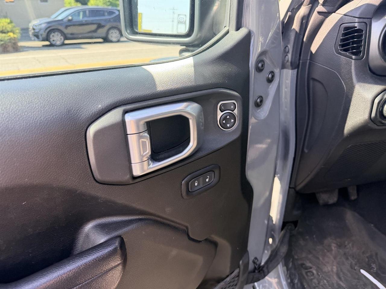 Jeep Wrangler  2023