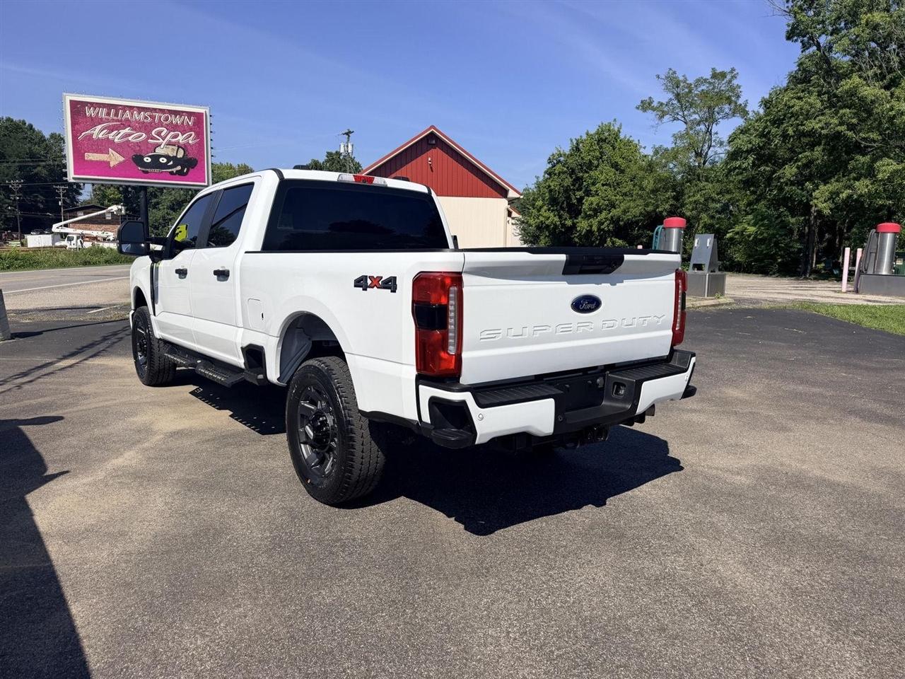 Ford F-350 SD  2024