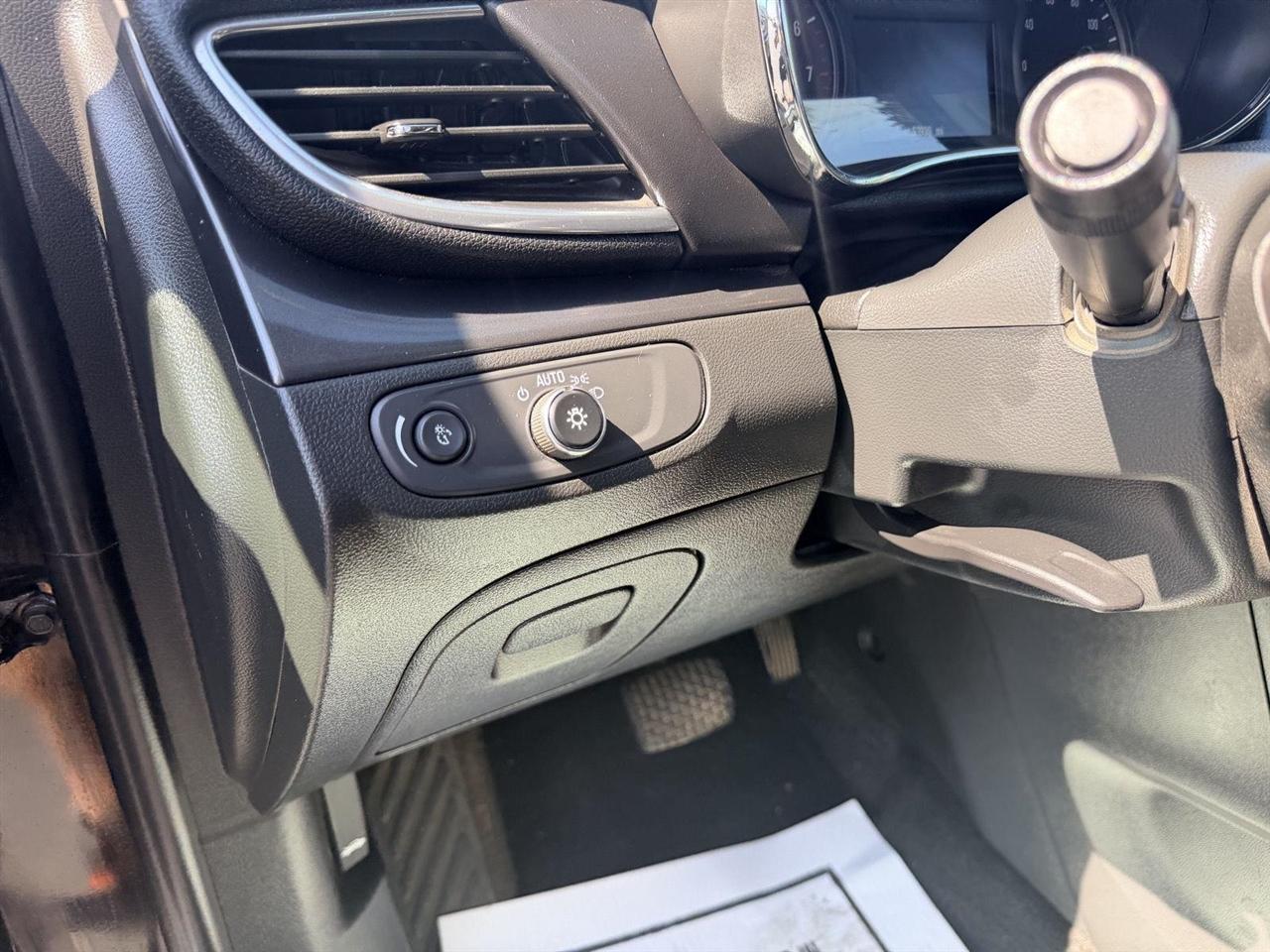 Buick Encore  2021