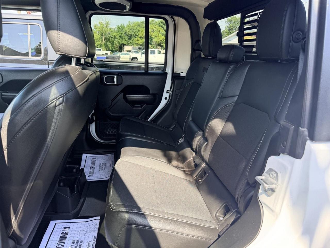 Jeep Gladiator  2021