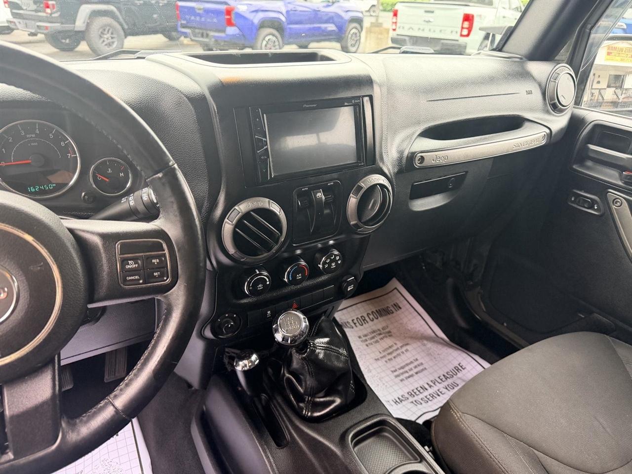 Jeep Wrangler  2015