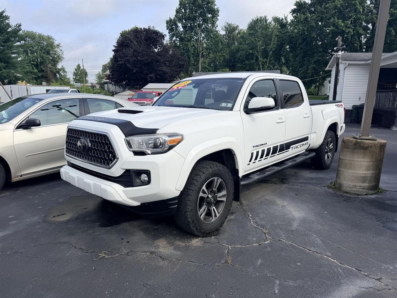 Toyota Tacoma  2018