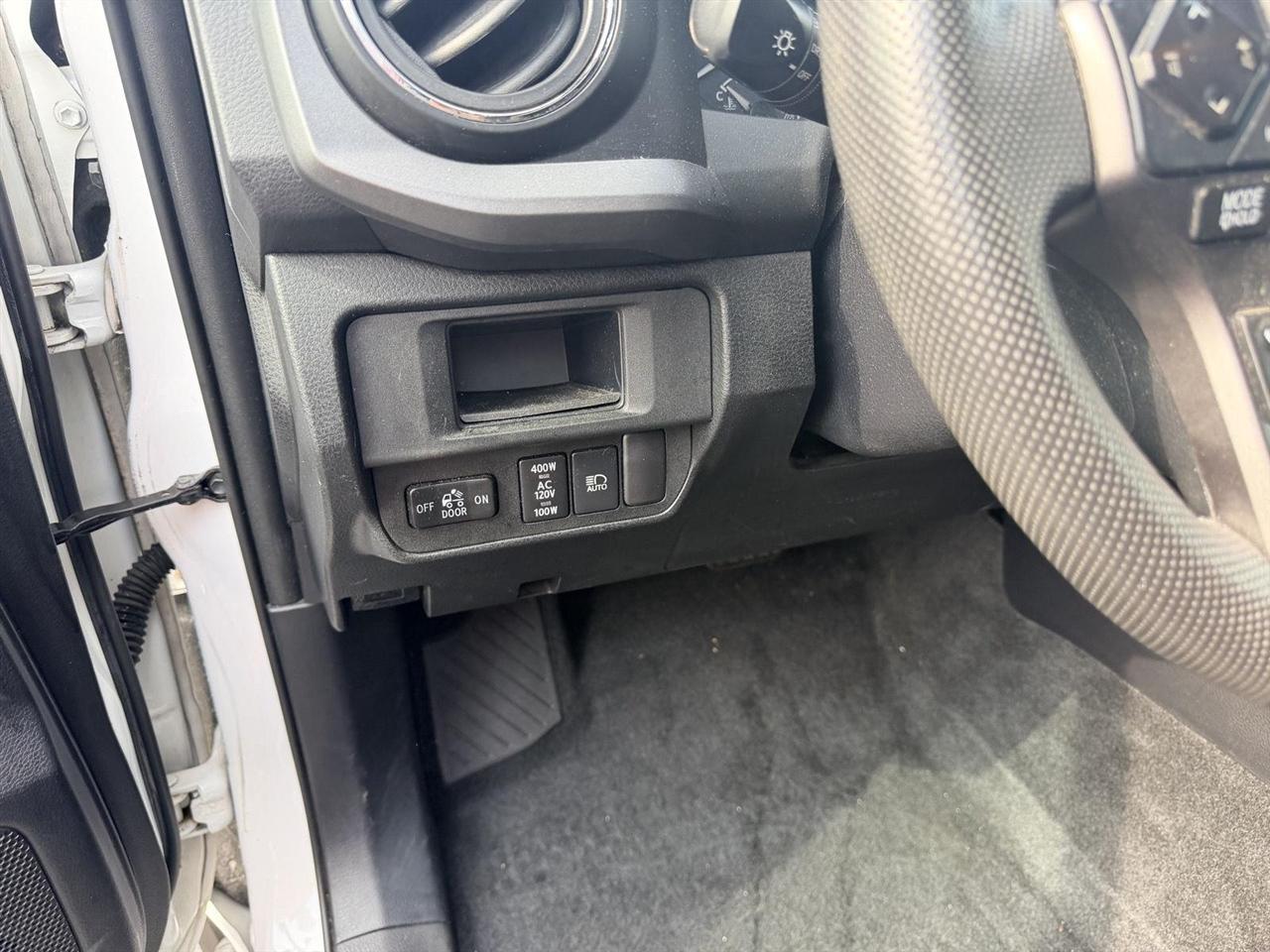 Toyota Tacoma  2018