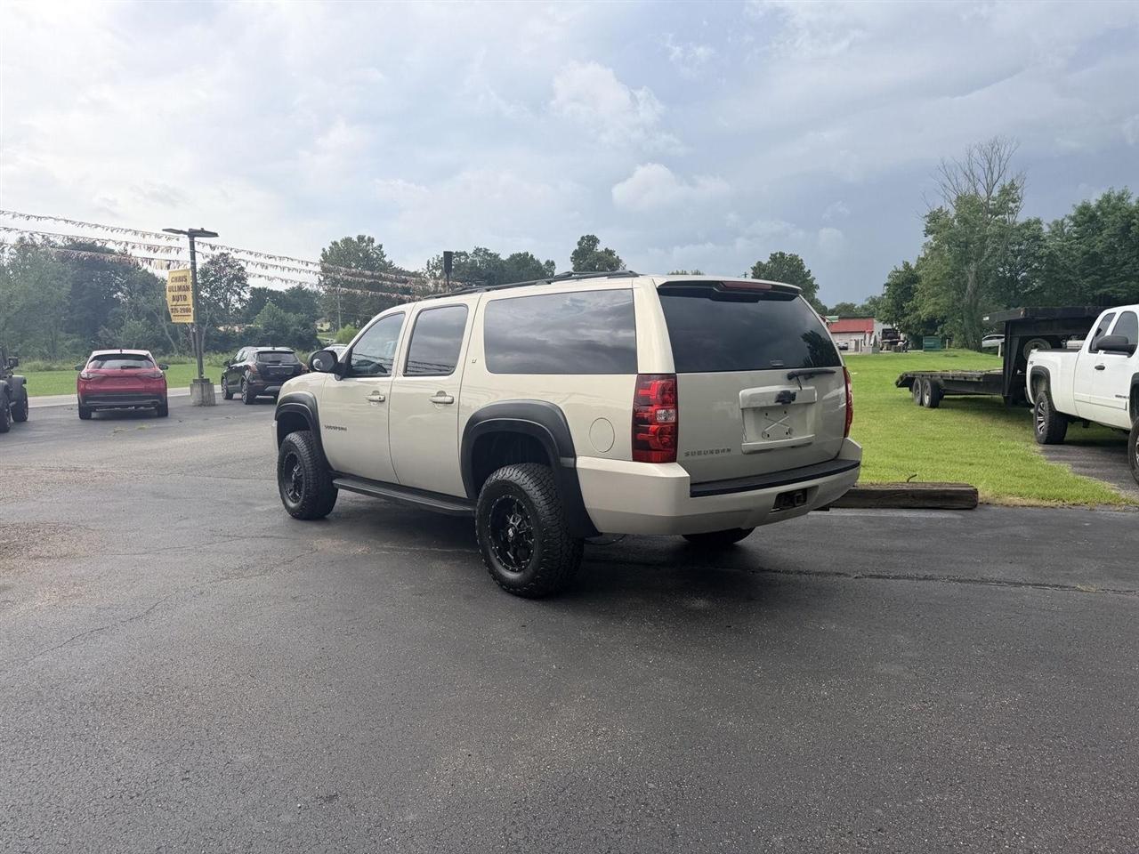 Chevrolet Suburban  2009
