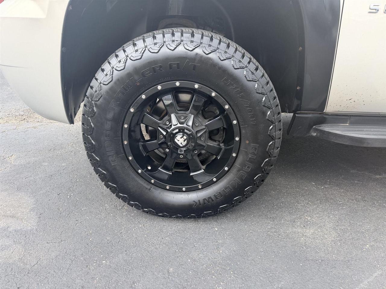 Chevrolet Suburban  2009