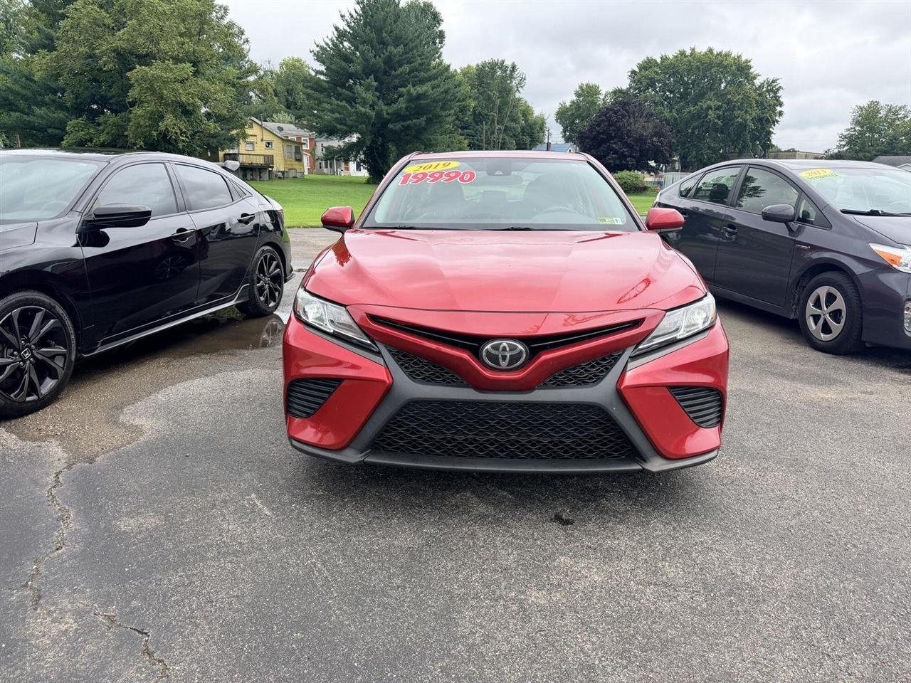 Toyota Camry  2019