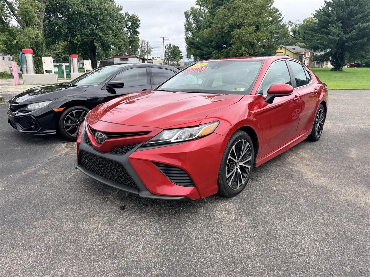 Toyota Camry  2019