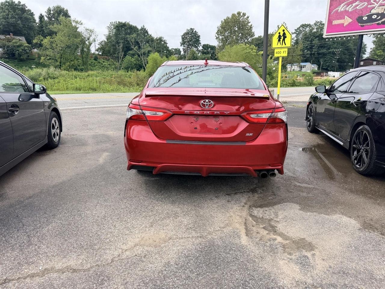 Toyota Camry  2019