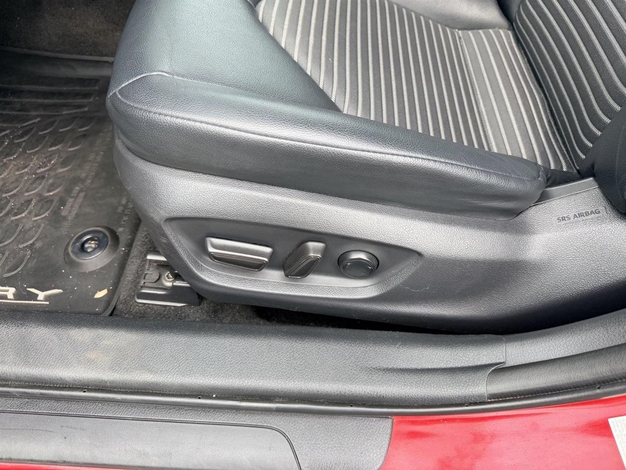 Toyota Camry  2019